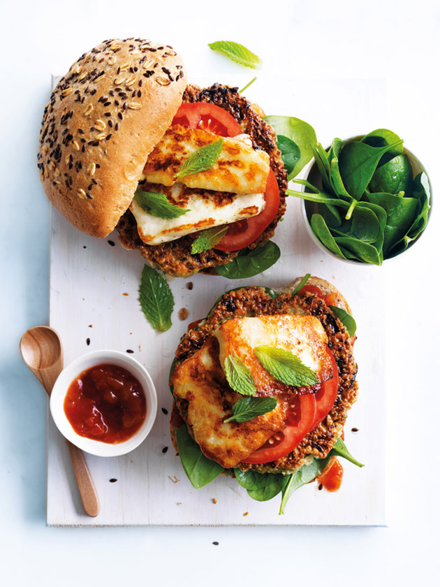 Hamburger di quinoa e zucchine Hamburger di quinoa e zucchine